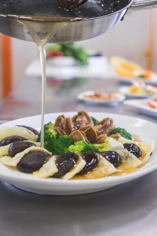 Zenith Hotel Putrajaya Exterior foto A vegetarian dish