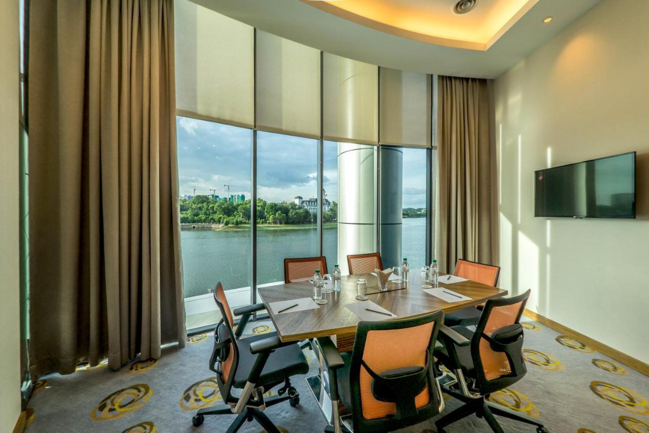 Zenith Hotel Putrajaya Exterior foto Meeting room