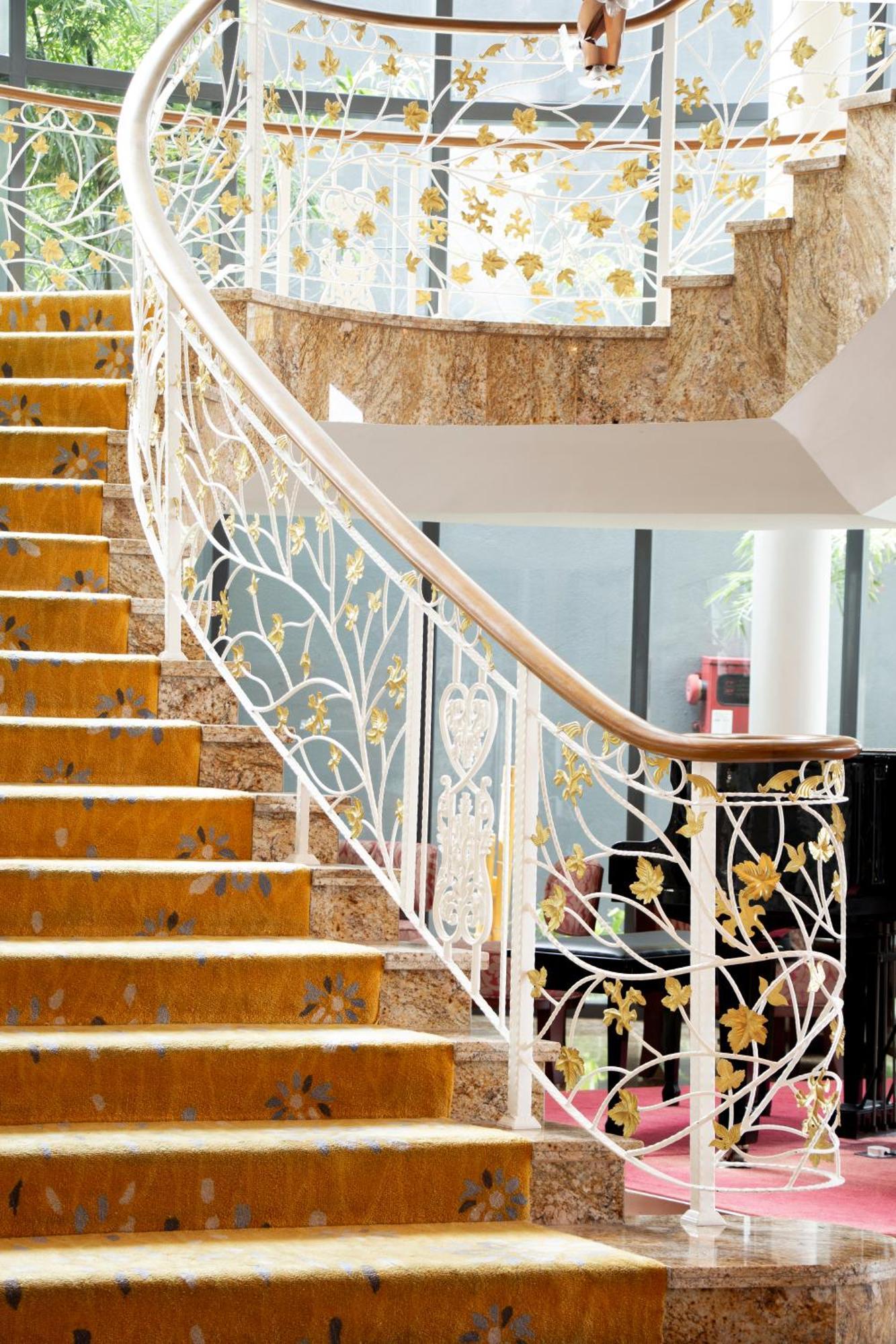 Zenith Hotel Putrajaya Exterior foto A handrail