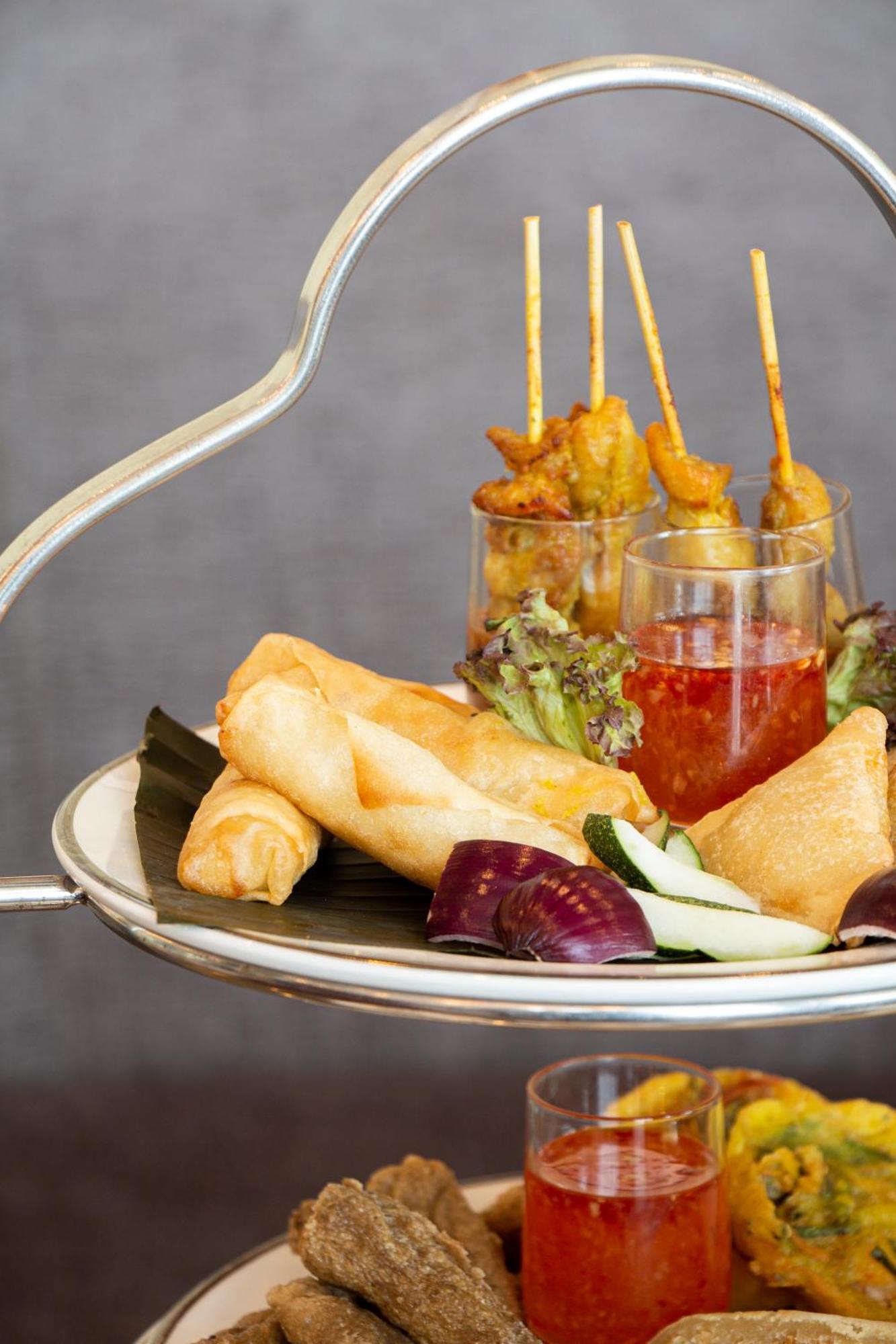 Zenith Hotel Putrajaya Exterior foto Thai spring rolls